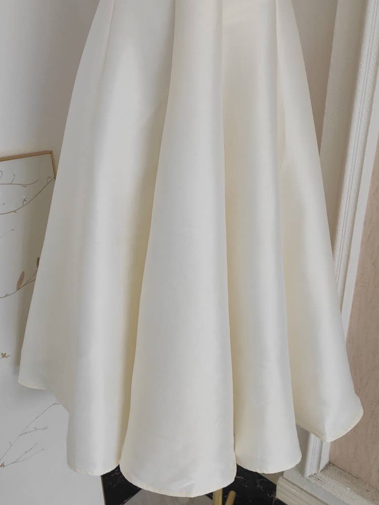 Robe évasée sans manches